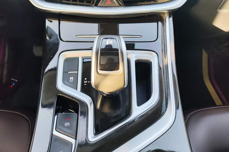 Used Geely Auto Jiajie 2022 1.8TD DCT Platinum Luxury Edition Gear Lever