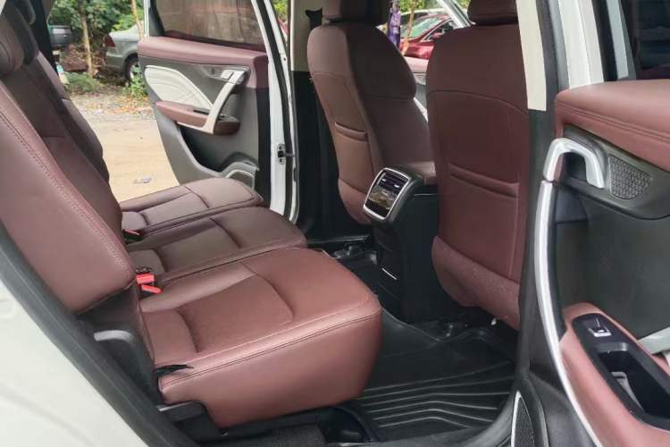 Used Geely Auto Jiajie 2022 1.8TD DCT Platinum Comfort Model Interior 2