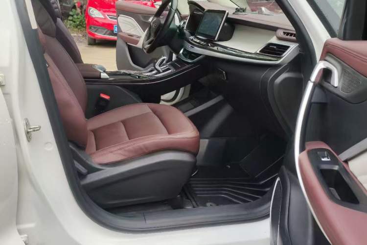 Used Geely Auto Jiajie 2022 1.8TD DCT Platinum Comfort Model Interior 3
