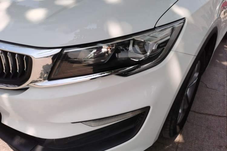 Used Geely Auto Jiajie 2022 1.8TD DCT Platinum Comfort Model Left Front Headlight