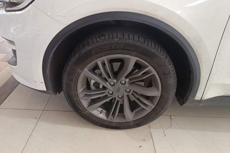 Used Geely Auto Jiajie 2022 1.8TD DCT Platinum Luxury Edition Left Front Wheel Hub