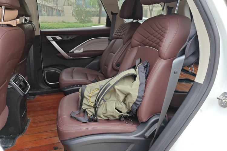 Used Geely Auto Jiajie 2022 1.8TD DCT Platinum Luxury Edition Left Rear Seat