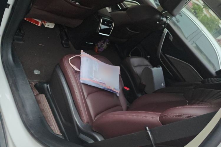 Used Geely Auto Jiajie 2022 1.8TD DCT Platinum Luxury Edition Left Rear Seat