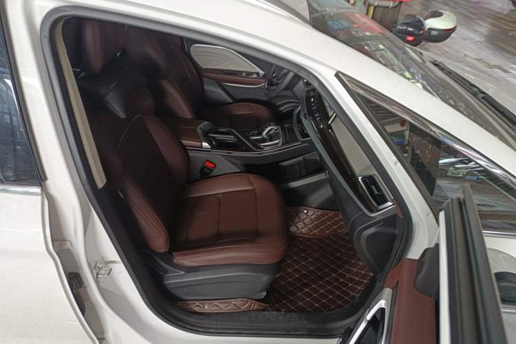 Used Geely Auto Jiajie 2022 1.8TD DCT Platinum Luxury Edition Right Front Seat