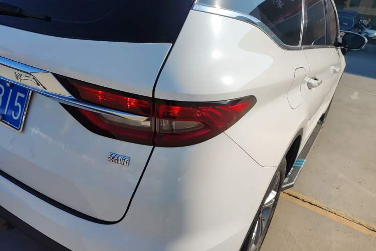 Used Geely Auto Jiajie 2022 1.8TD DCT Platinum Comfort Model Right Rear Taillight