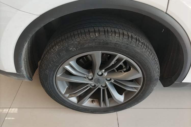 Used Geely Auto Jiajie 2022 1.8TD DCT Platinum Deluxe Edition Right Rear Wheel Hub