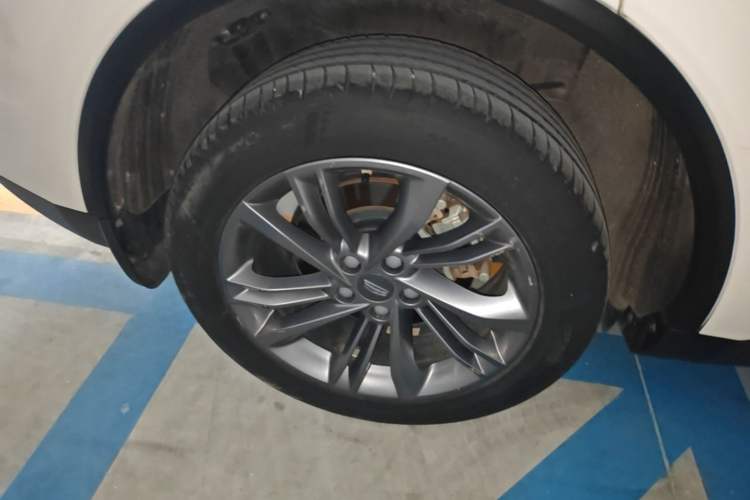 Used Geely Auto Jiajie 2022 1.8TD DCT Platinum Luxury Edition Right Rear Wheel Hub