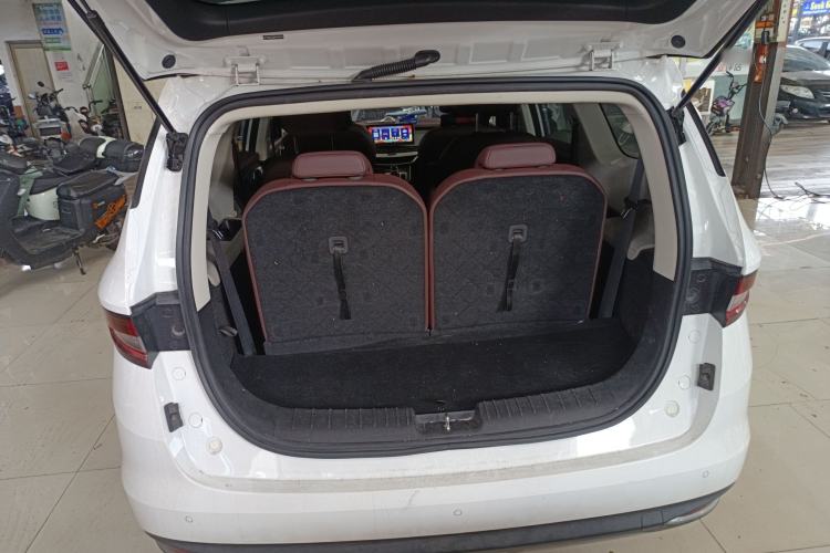 Used Geely Auto Jiajie 2022 1.8TD DCT Platinum Luxury Edition Trunk