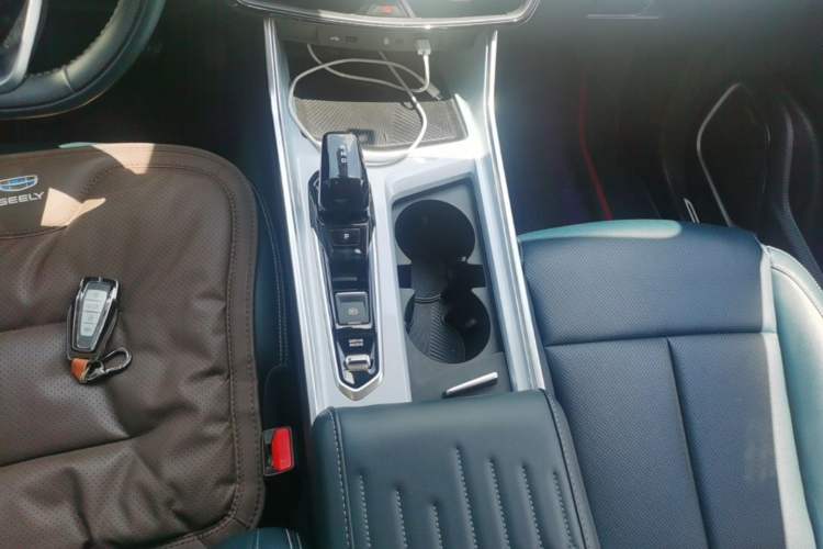 Used Geely Auto Jiajie 2023 Geely Jiaji L 1.5TD DCT Luxury Model Gear Lever
