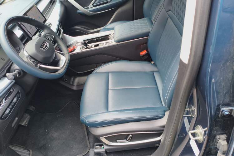 Used Geely Auto Jiajie 2023 Geely Jiaji L 1.5TD DCT Luxury Model Left Front Seat