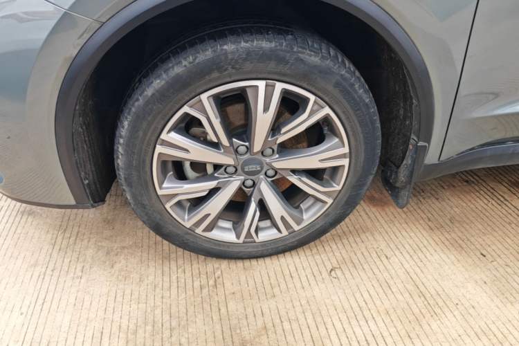 Used Geely Auto Jiajie 2023 Geely Jiaji L 1.5TD DCT Luxury Model Left Front Wheel Hub