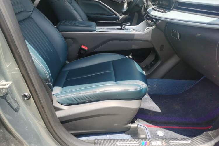 Used Geely Auto Jiajie 2023 Geely Jiaji L 1.5TD DCT Luxury Model Right Front Seat