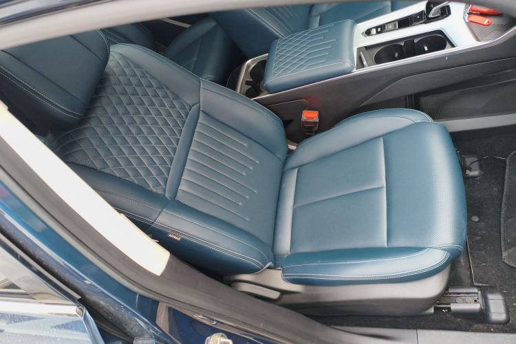 Used Geely Auto Jiajie 2023 Geely Jiaji L 1.5TD DCT Luxury Model Right Front Seat