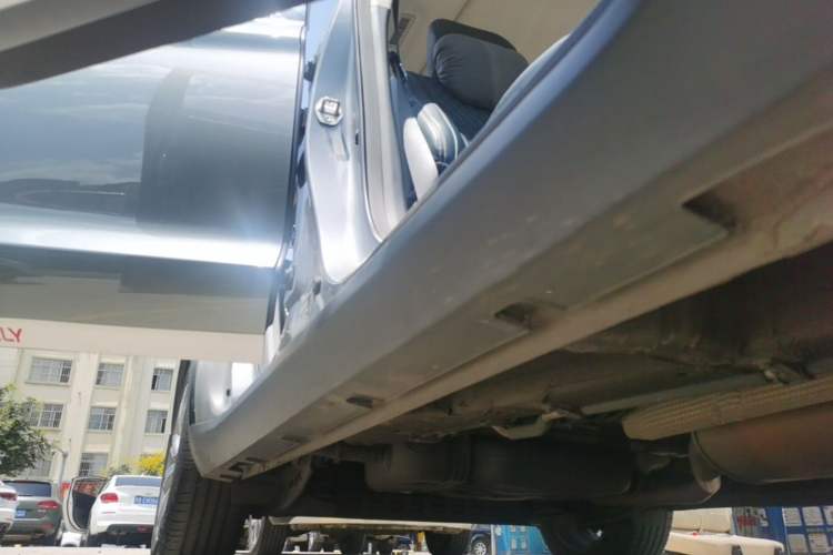 Used Geely Auto Jiajie 2023 Geely Jiaji L 1.5TD DCT Luxury Model Right Side Sill