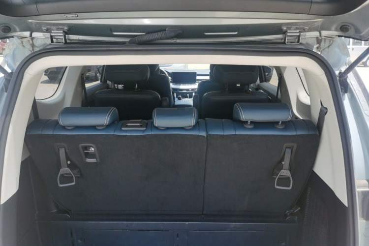 Used Geely Auto Jiajie 2023 Geely Jiaji L 1.5TD DCT Luxury Model Trunk