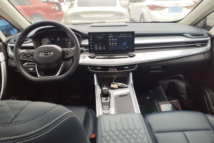 Used Geely Auto Jiajie 2023 Geely Jiaji L 1.5TD DCT Luxury Model Center Console