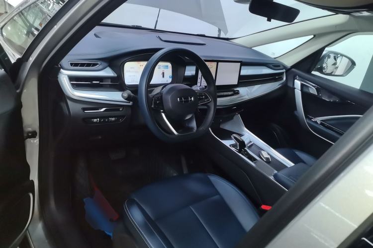 Used Geely Auto Jiajie 2023 Geely Jiaji L 1.5TD DCT Comfort Edition Center Console