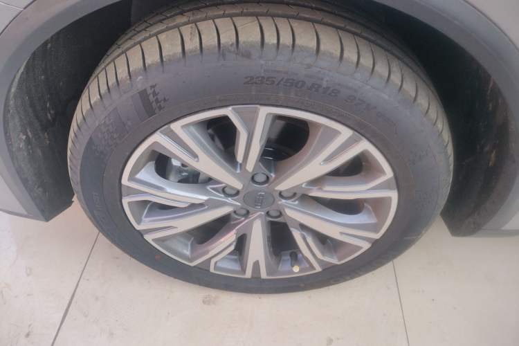 Used Geely Auto Jiajie 2023 Geely Jiaji L 1.5TD DCT Luxury Model Exterior 3