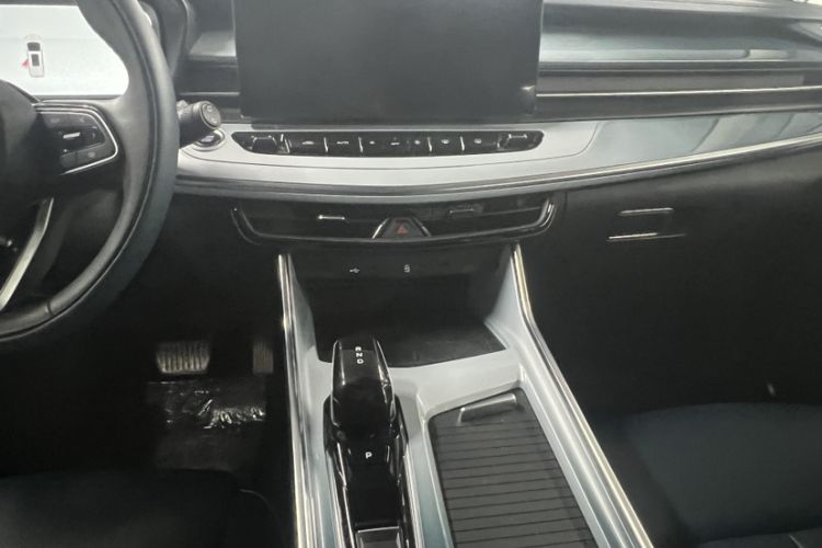 Used Geely Auto Jiajie 2023 Geely Jiaji L 1.5TD DCT Luxury Model Interior 5