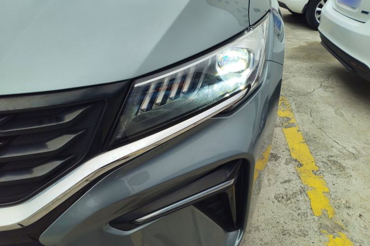 Used Geely Auto Jiajie 2023 Geely Jiaji L 1.5TD DCT Luxury Model Left Front Headlight