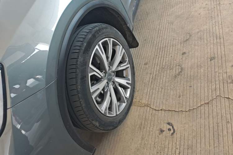 Used Geely Auto Jiajie 2023 Geely Jiaji L 1.5TD DCT Luxury Model Left Front Wheel Hub