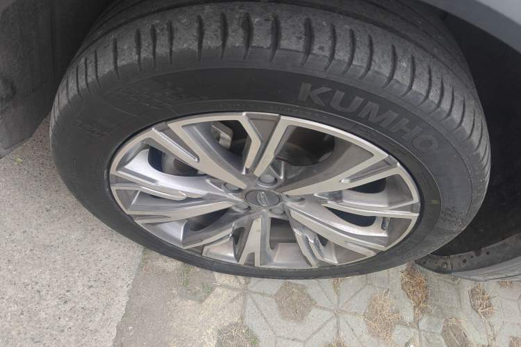 Used Geely Auto Jiajie 2023 Geely Jiaji L 1.5TD DCT Luxury Model Left Front Wheel Hub