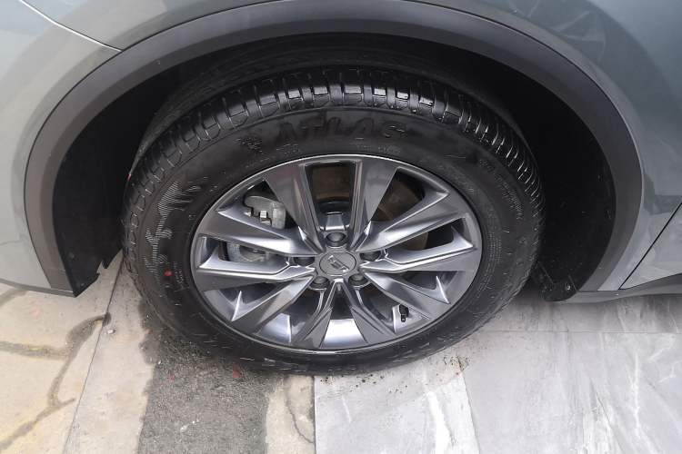 Used Geely Auto Jiajie 2023 Geely Jiaji L 1.5TD DCT Comfort Edition Left Front Wheel Hub