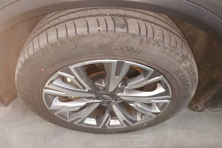 Used Geely Auto Jiajie 2023 Geely Jiaji L 1.5TD DCT Luxury Model Left Front Wheel Hub