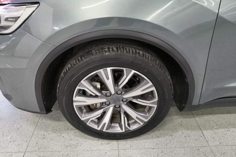 Used Geely Auto Jiajie 2023 Geely Jiaji L 1.5TD DCT Luxury Model Left Front Wheel Hub