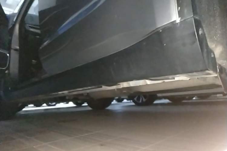 Used Geely Auto Jiajie 2023 Geely Jiaji L 1.5TD DCT Luxury Model Left Side Sill