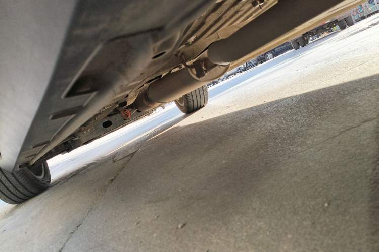 Used Geely Auto Jiajie 2023 Geely Jiaji L 1.5TD DCT Luxury Model Left Side Sill