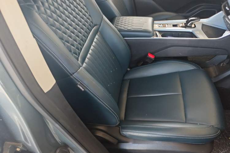 Used Geely Auto Jiajie 2023 Geely Jiaji L 1.5TD DCT Luxury Model Right Front Seat