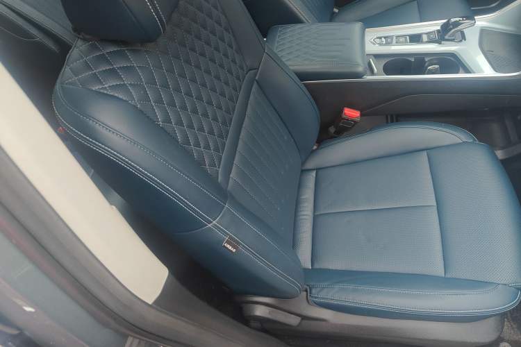 Used Geely Auto Jiajie 2023 Geely Jiaji L 1.5TD DCT Luxury Model Right Front Seat