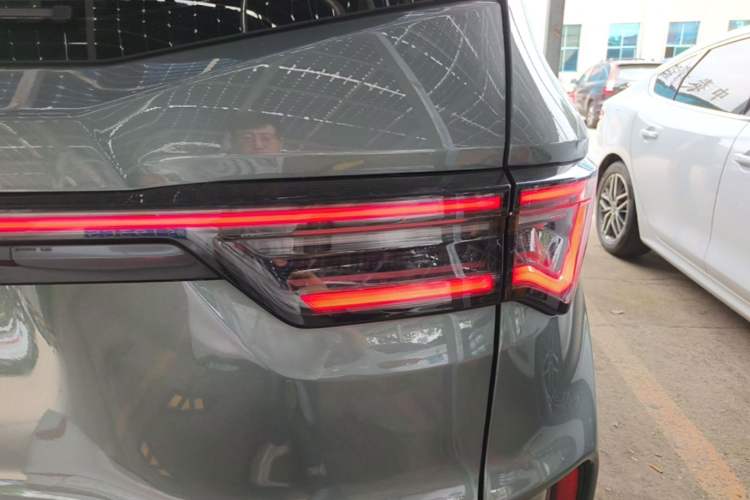 Used Geely Auto Jiajie 2023 Geely Jiaji L 1.5TD DCT Luxury Model Right Rear Taillight