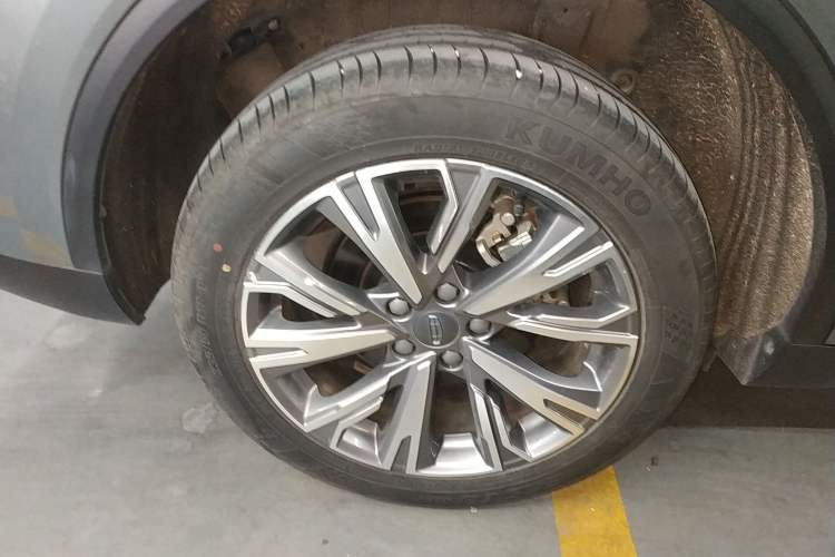 Used Geely Auto Jiajie 2023 Geely Jiaji L 1.5TD DCT Luxury Model Right Rear Wheel Hub