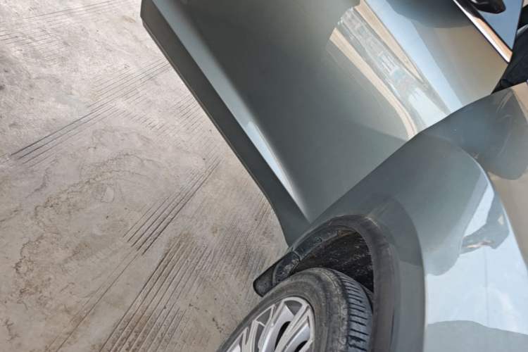 Used Geely Auto Jiajie 2023 Geely Jiaji L 1.5TD DCT Luxury Model Right Side Sill