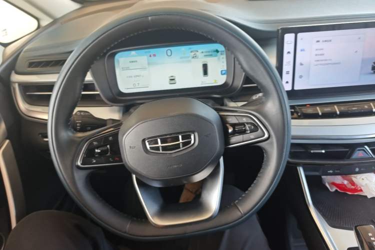 Used Geely Auto Jiajie 2023 Geely Jiaji L 1.5TD DCT Luxury Model Steering Wheel