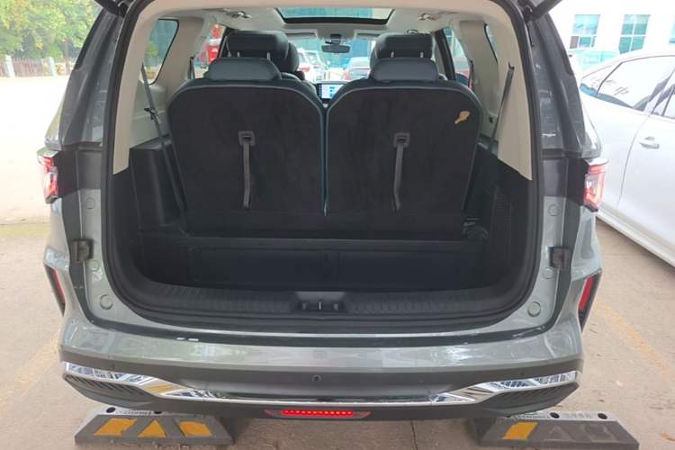 Used Geely Auto Jiajie 2023 Geely Jiaji L 1.5TD DCT Luxury Model Trunk