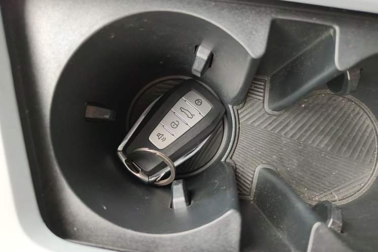 Used Geely Auto Jiajie 2023 Geely Jiaji L 1.5TD DCT Luxury Model Vehicle Key