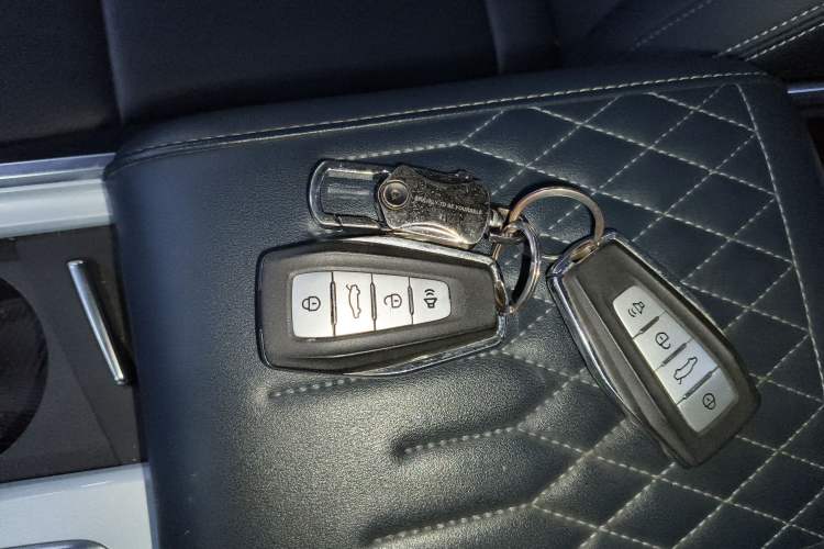 Used Geely Auto Jiajie 2023 Geely Jiaji L 1.5TD DCT Luxury Model Vehicle Key