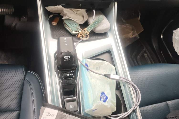 Used Geely Auto Jiajie 2023 Geely Jiaji L 1.5TD DCT Luxury Model Gear Lever