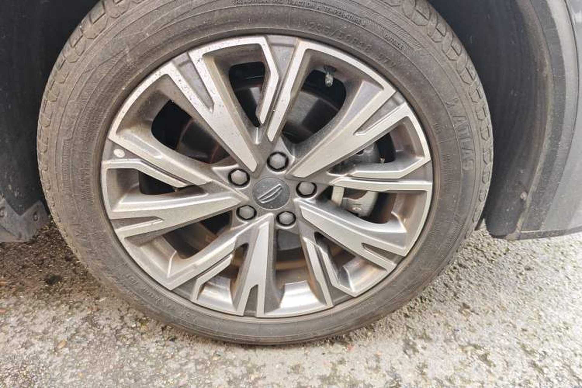 Used Geely Auto Jiajie 2023 Geely Jiaji L 1.5TD DCT Comfort Edition Right Front Wheel Hub