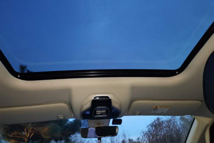 Used Geely Auto Jiajie 2023 Geely Jiaji L 1.5TD DCT Luxury Model Headliner