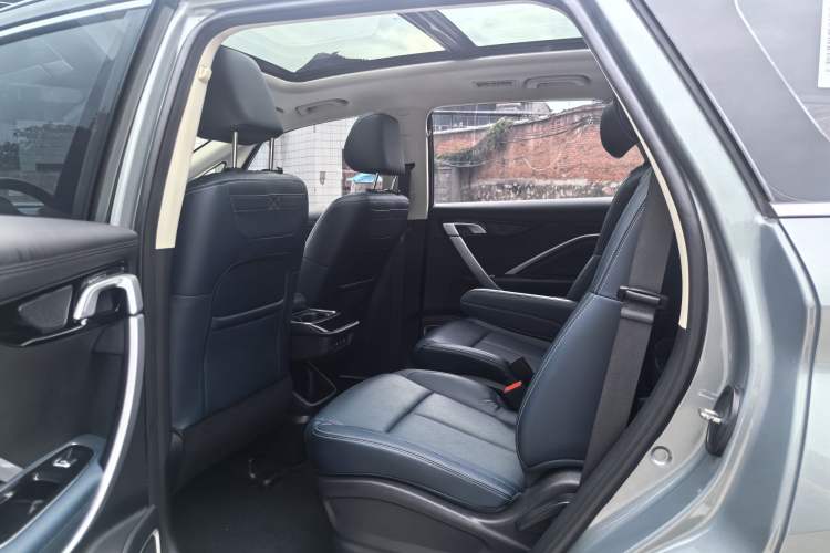 Used Geely Auto Jiajie 2023 Geely Jiaji L 1.5TD DCT Luxury Model Interior 3