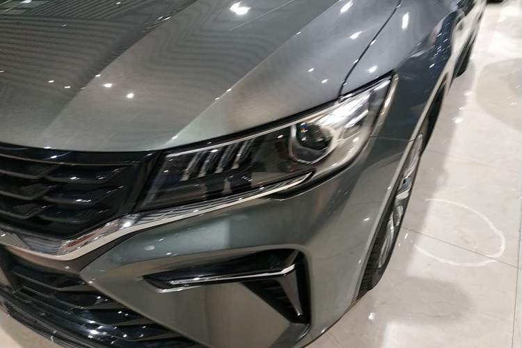 Used Geely Auto Jiajie 2023 Geely Jiaji L 1.5TD DCT Luxury Model Left Front Headlight