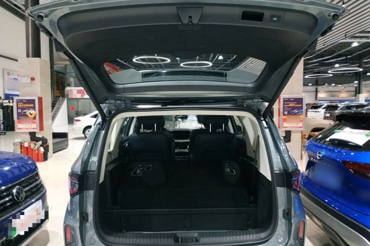 Used Geely Auto Jiajie 2023 Geely Jiaji L 1.5TD DCT Luxury Model Trunk