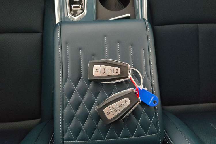 Used Geely Auto Jiajie 2023 Geely Jiaji L 1.5TD DCT Luxury Model Vehicle Key
