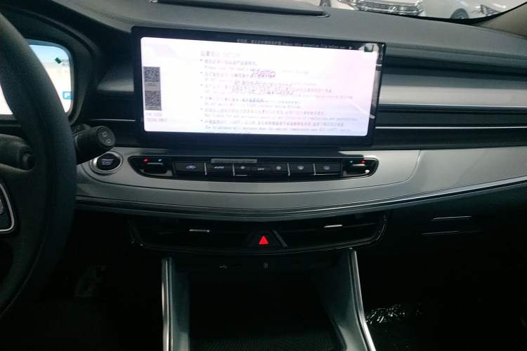 Used Geely Auto Jiajie 2023 Geely Jiaji L 1.5TD DCT Comfort Edition Audio And AC Panel