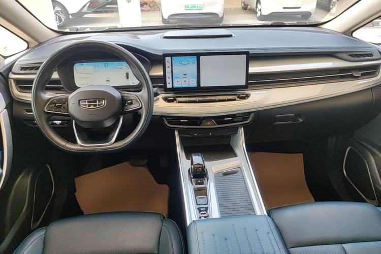 Used Geely Auto Jiajie 2023 Geely Jiaji L 1.5TD DCT Luxury Model Center Console