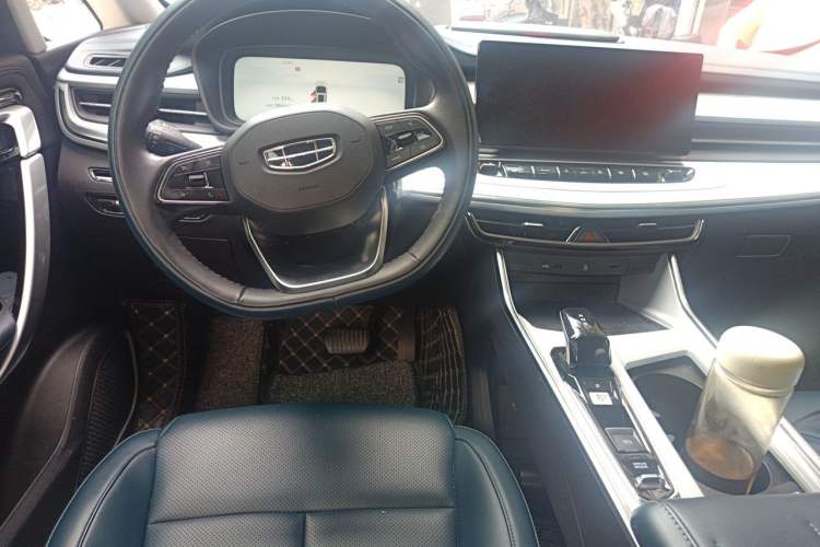 Used Geely Auto Jiajie 2023 Geely Jiaji L 1.5TD DCT Luxury Model Center Console